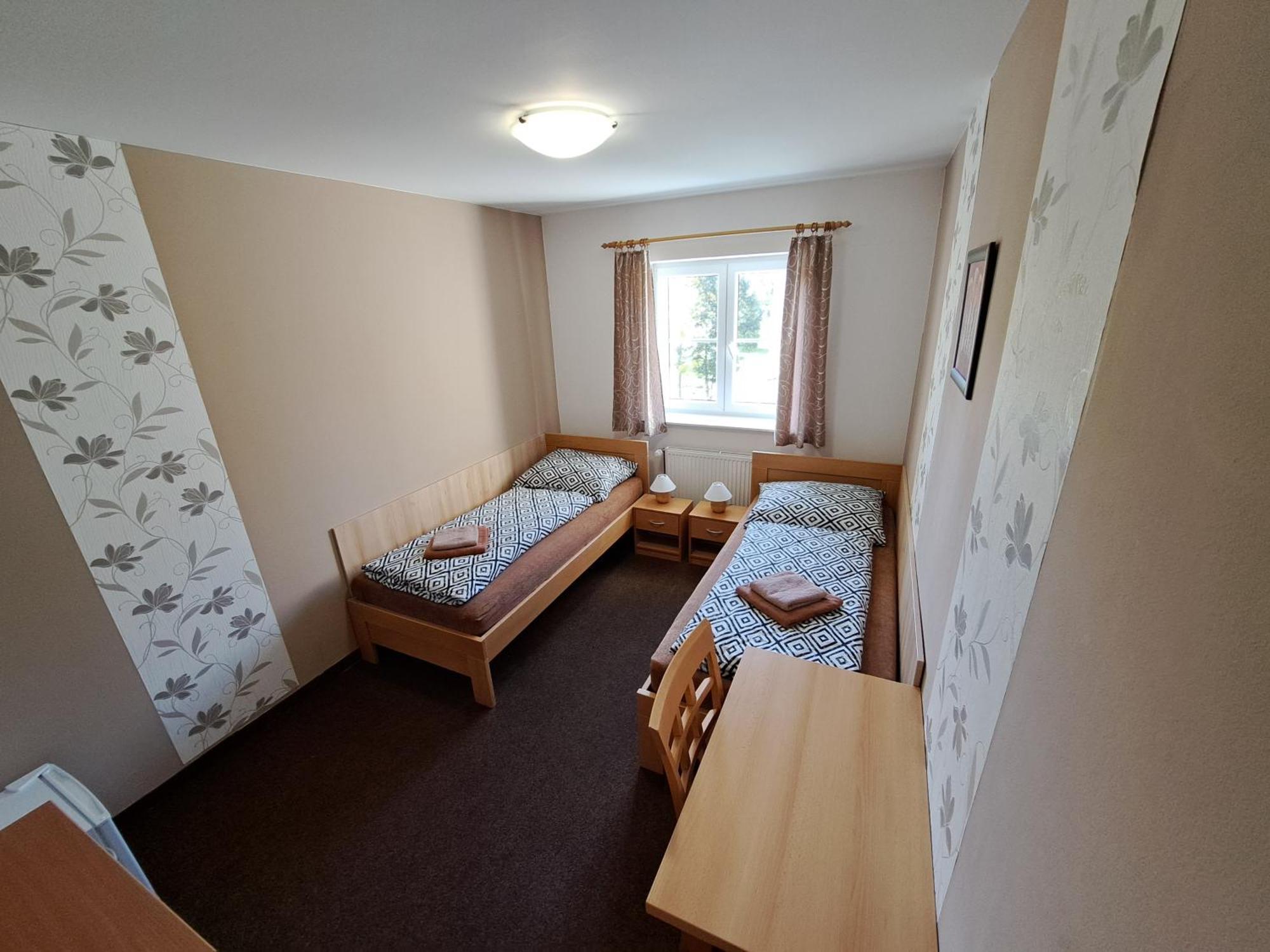 Vzdelavaci Stredisko A Hotel Varnsdorf Extérieur photo