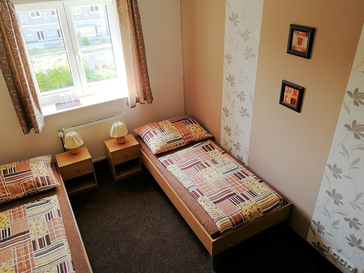 Vzdelavaci Stredisko A Hotel Varnsdorf Extérieur photo